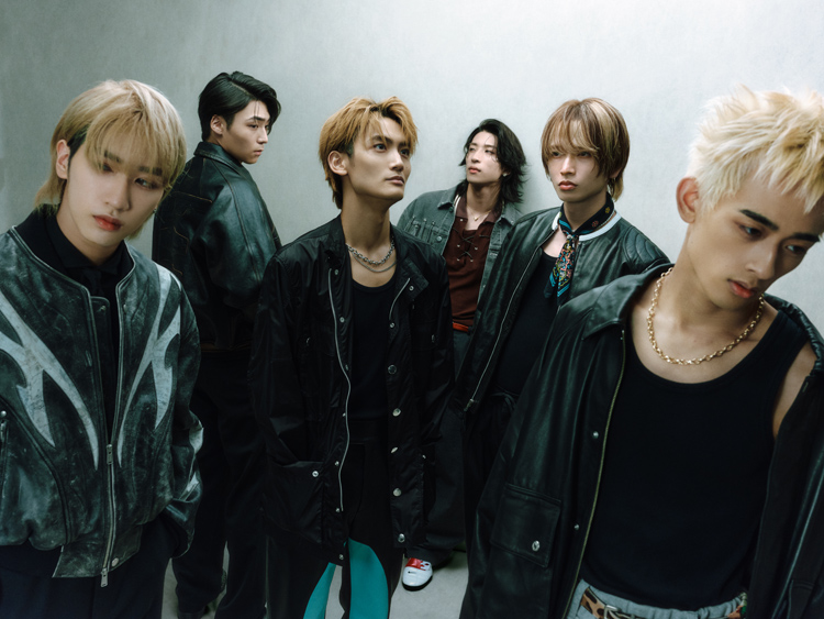 WATWING OFFICIAL FANCLUB「W HOME」